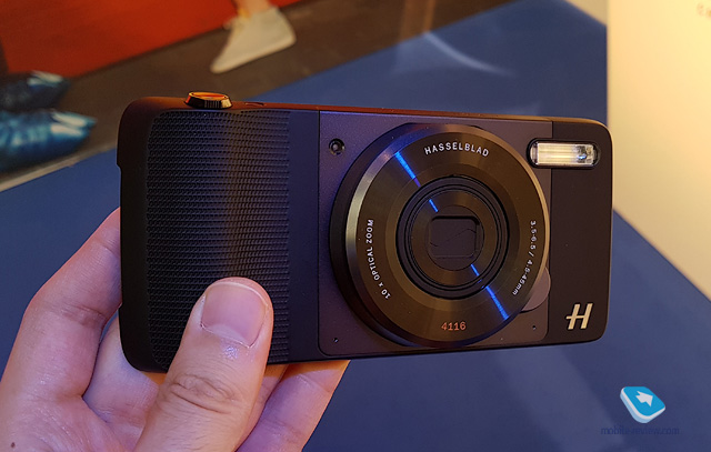  Hasselblad  Lenovo MOTO Z