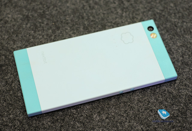 Nextbit Robin