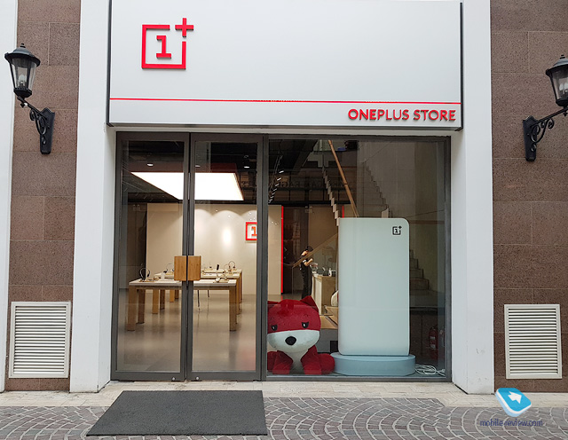   OnePlus  