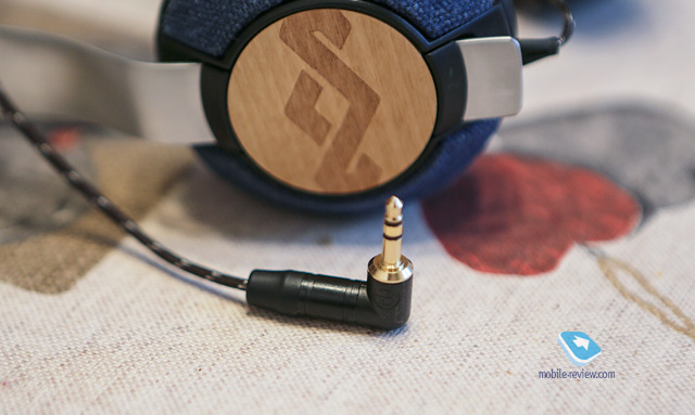  418.  Xiaomi,    