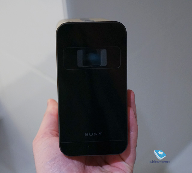 Sony Xperia Touch - первый взгляд