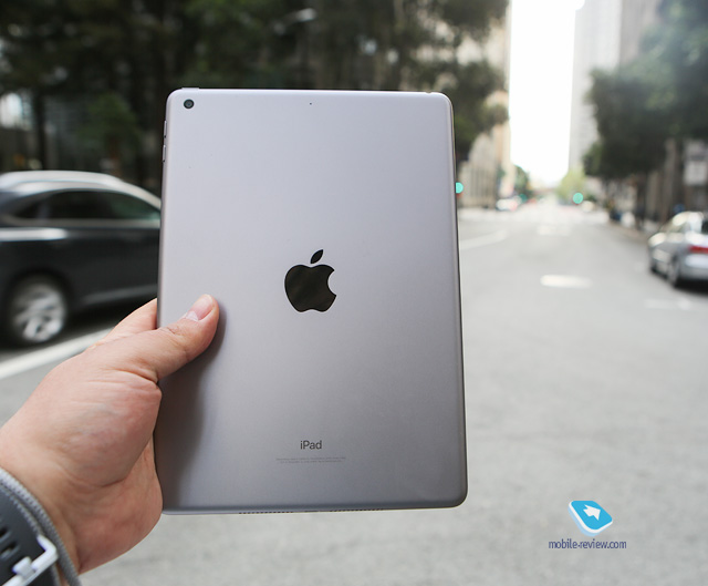 Apple iPad 9.7 (6- , 2018 )