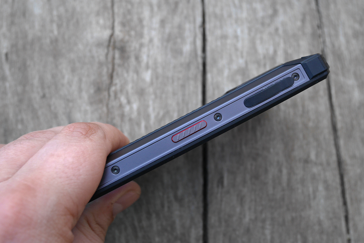 Обзор Doogee S70: первый и единственный в мире защищенный геймерский смартфон