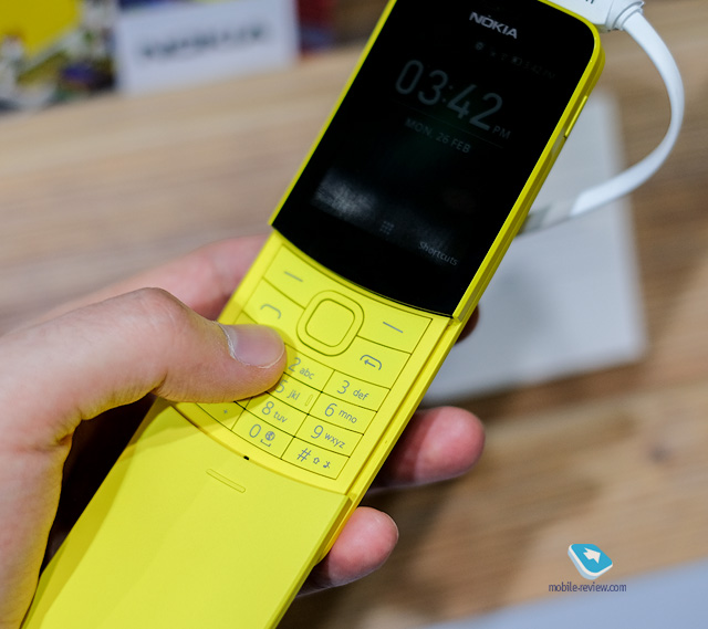 MWC 2018. Nokia 8110 Reloaded