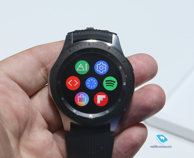      Samsung Galaxy Watch