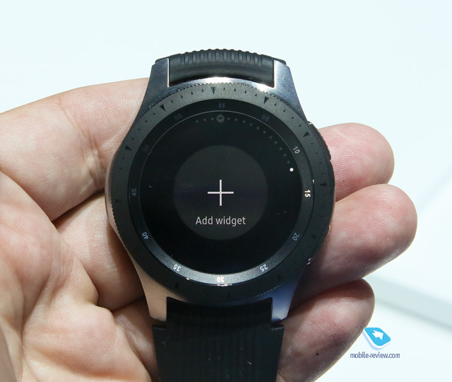      Samsung Galaxy Watch