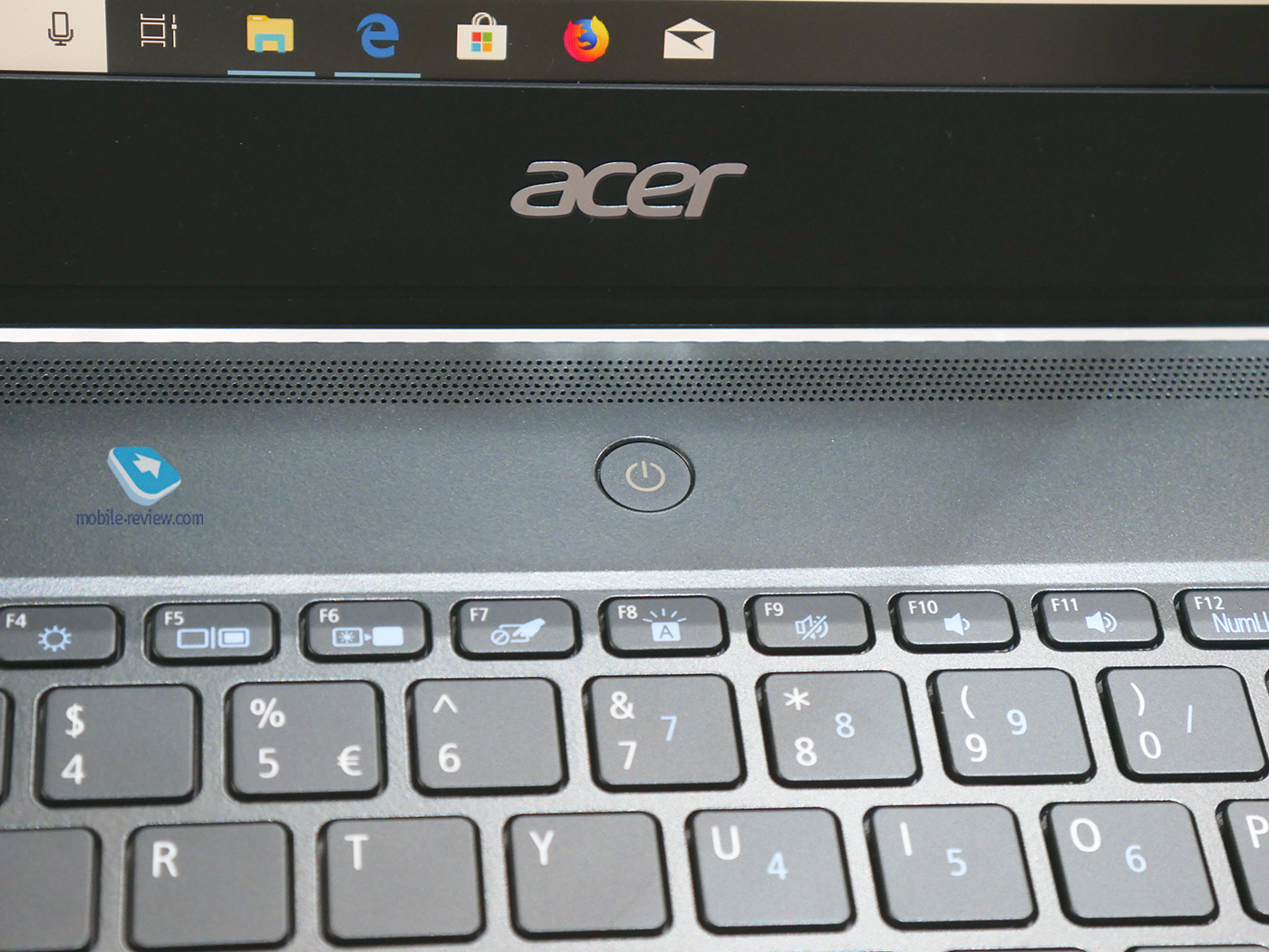 - Acer  -