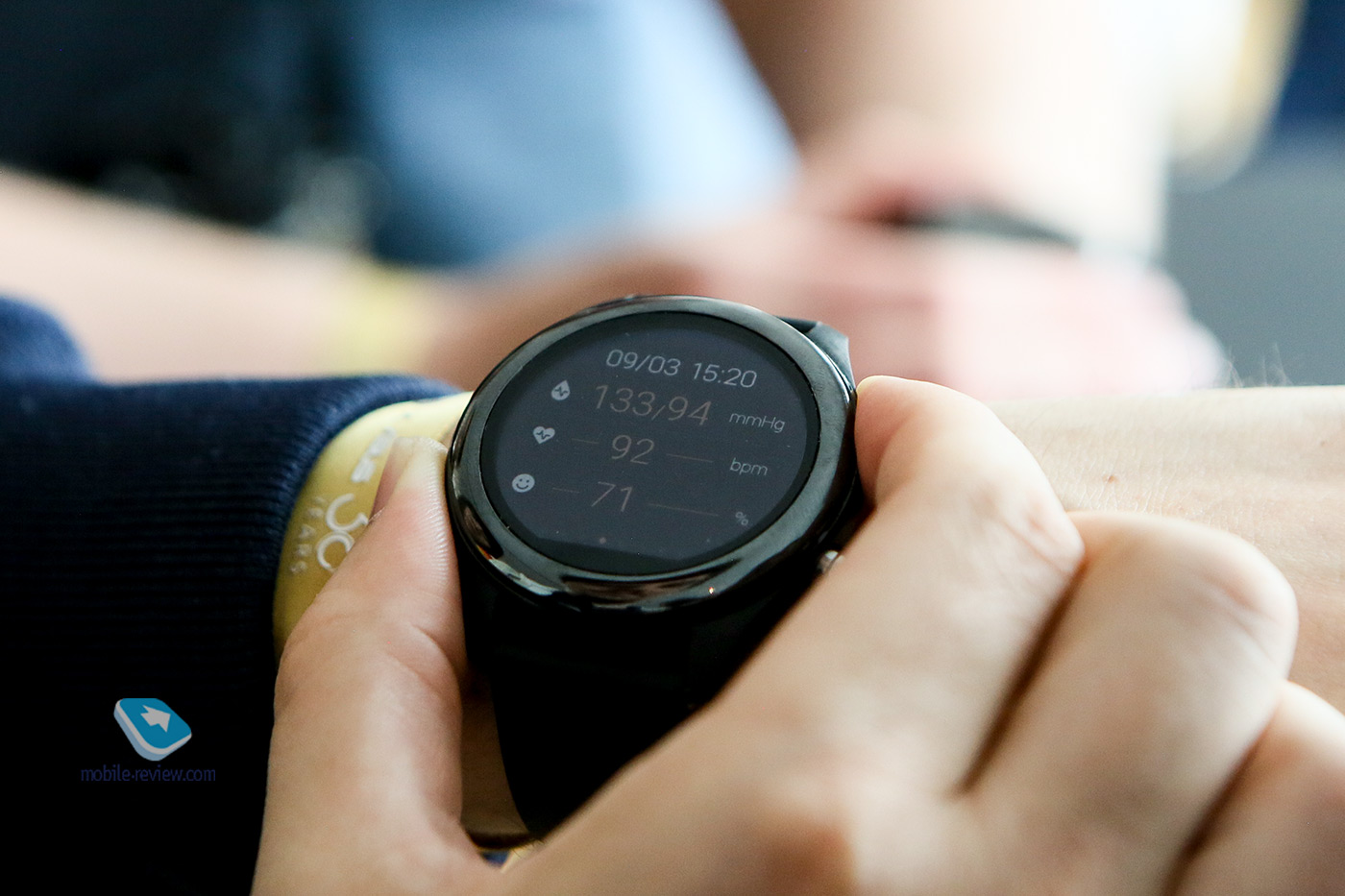 Mobile review Asus VivoWatch SP