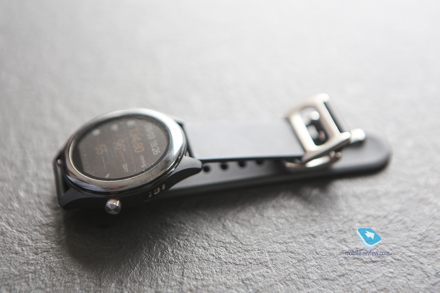      Asus VivoWatch SP