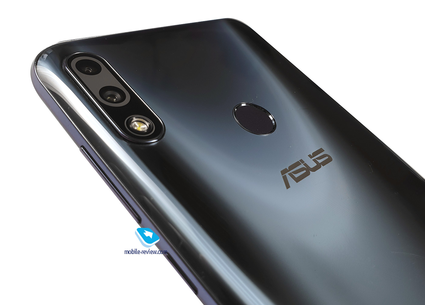   ?  ASUS Zenfone Max Pro (M2)