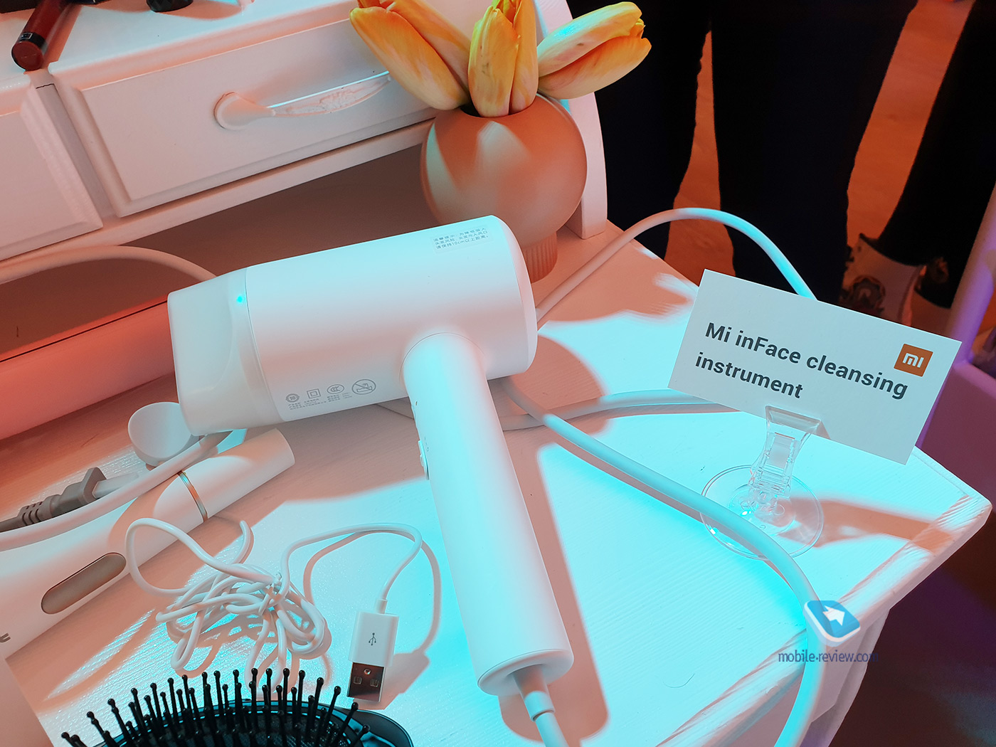  #12:  Xiaomi  ,  ,  Huawei   Apple