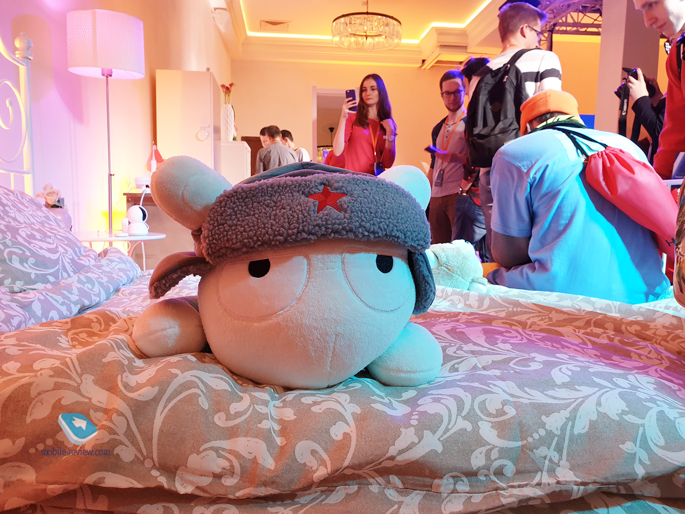  #12:  Xiaomi  ,  ,  Huawei   Apple