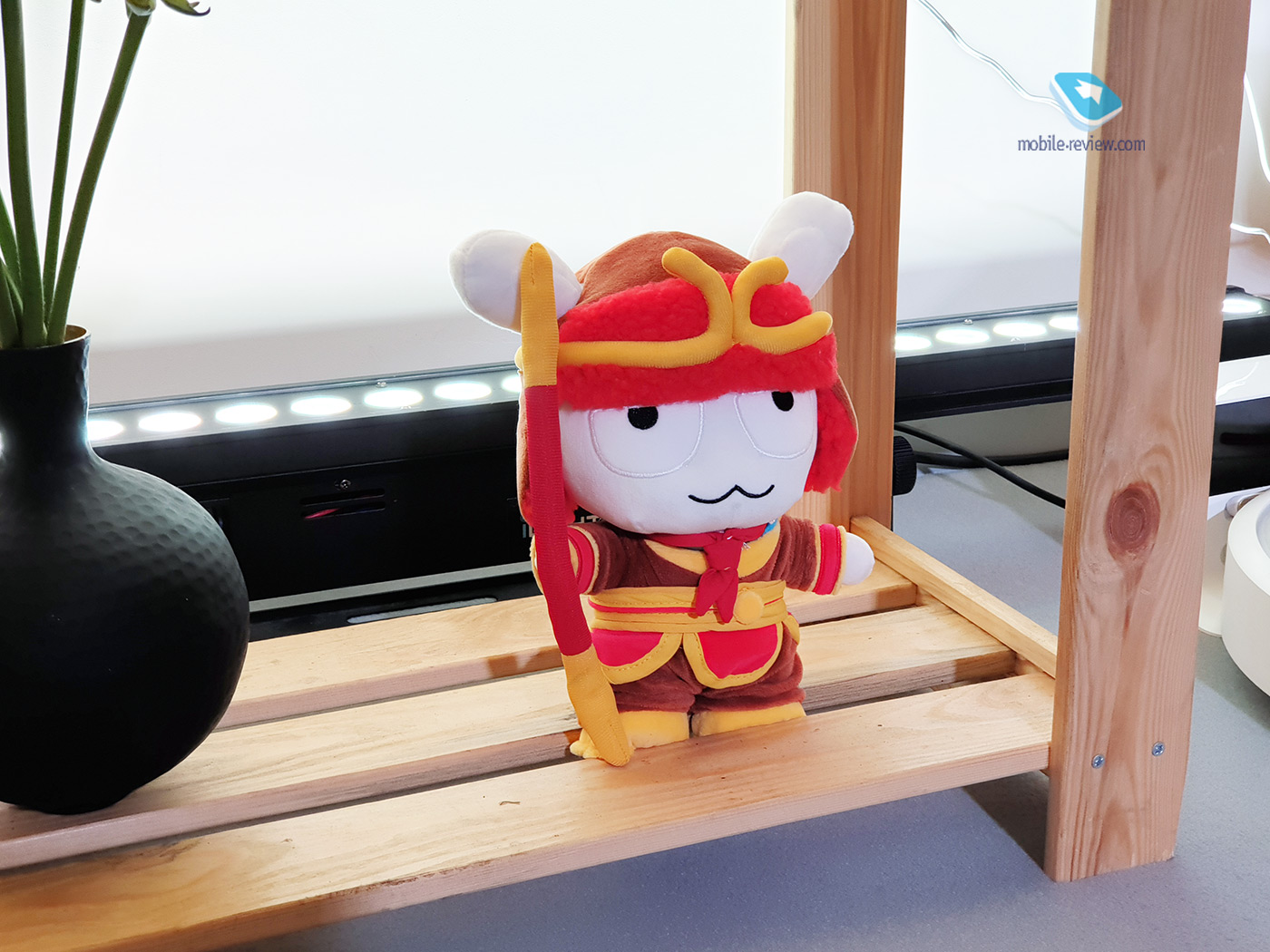  #12:  Xiaomi  ,  ,  Huawei   Apple