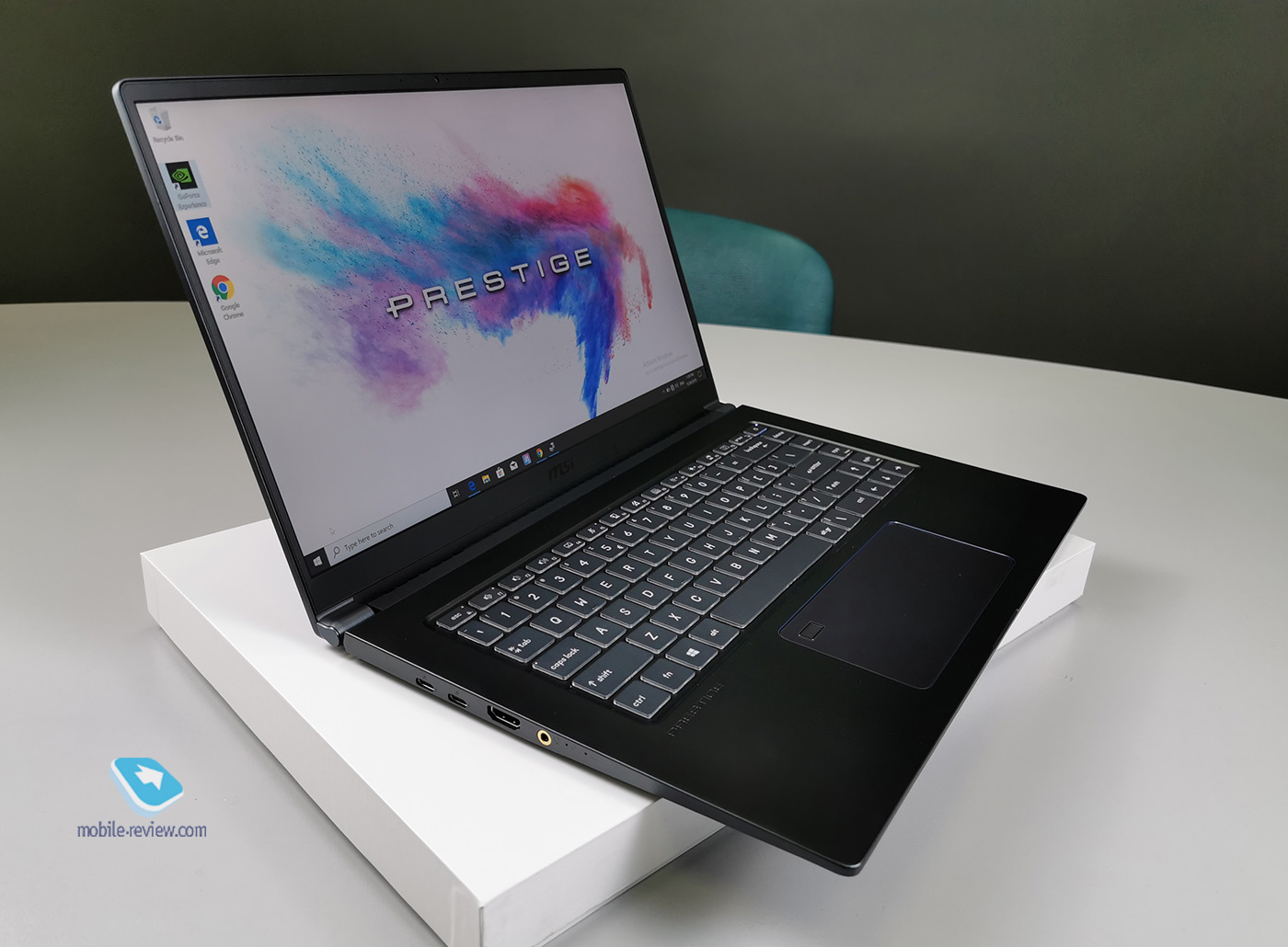   : Lenovo Yoga S740