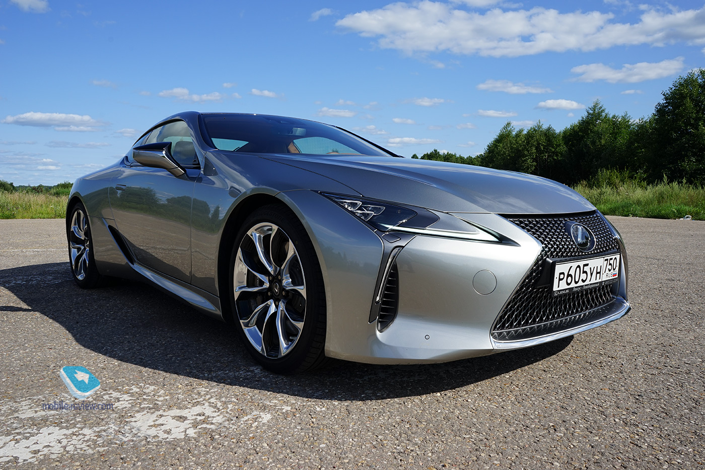   17.  Lexus LC500