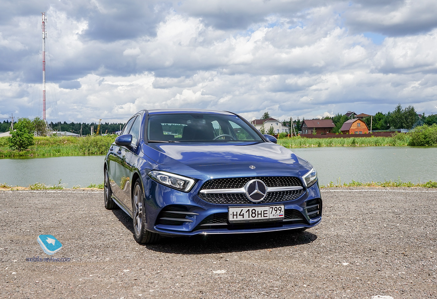   18.  Mercedes-Benz A200