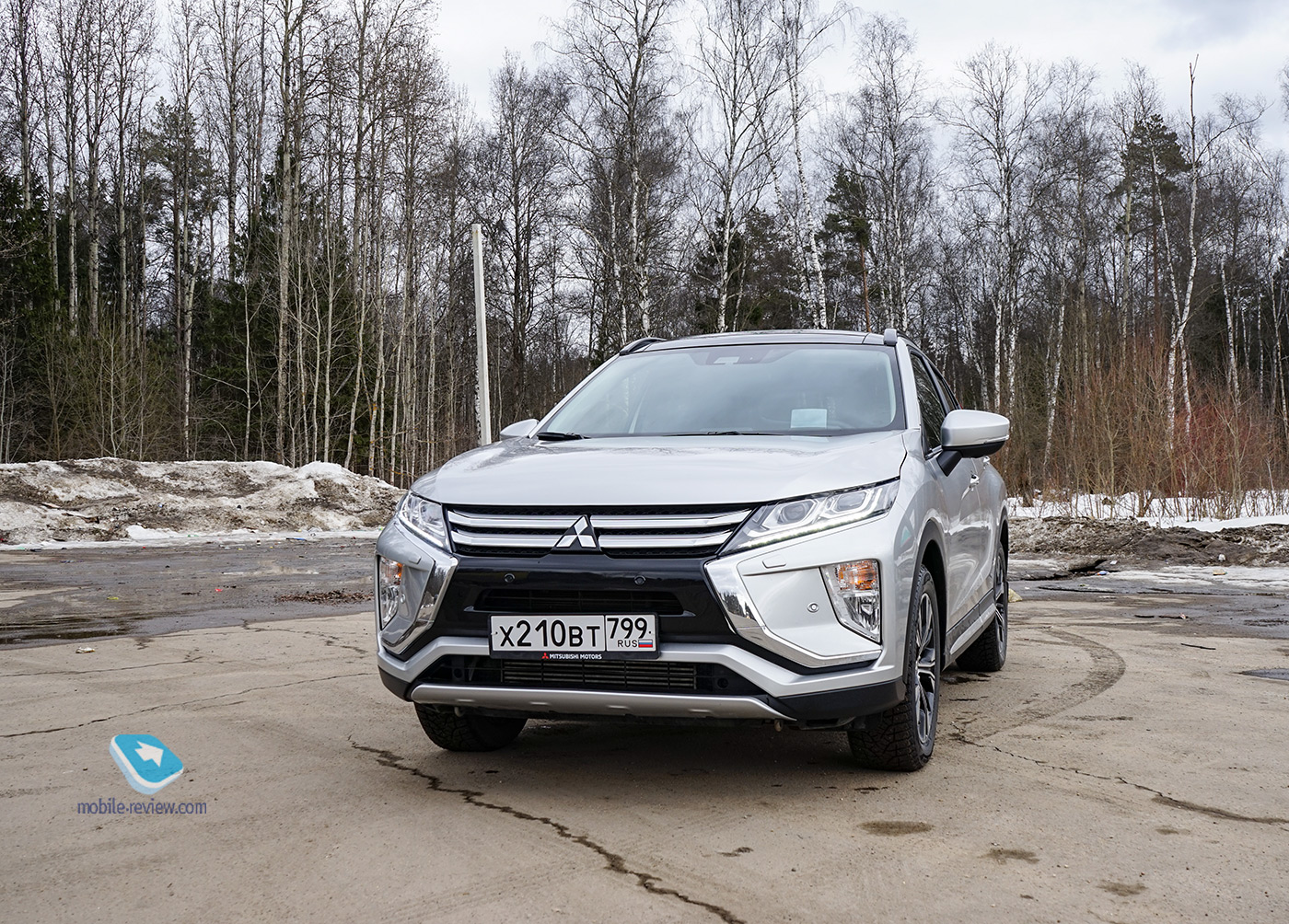   5.  Mitsubishi Eclipse Cross