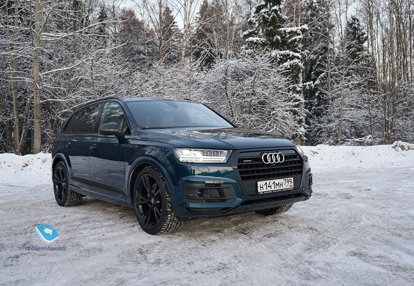   1.  Audi Q7