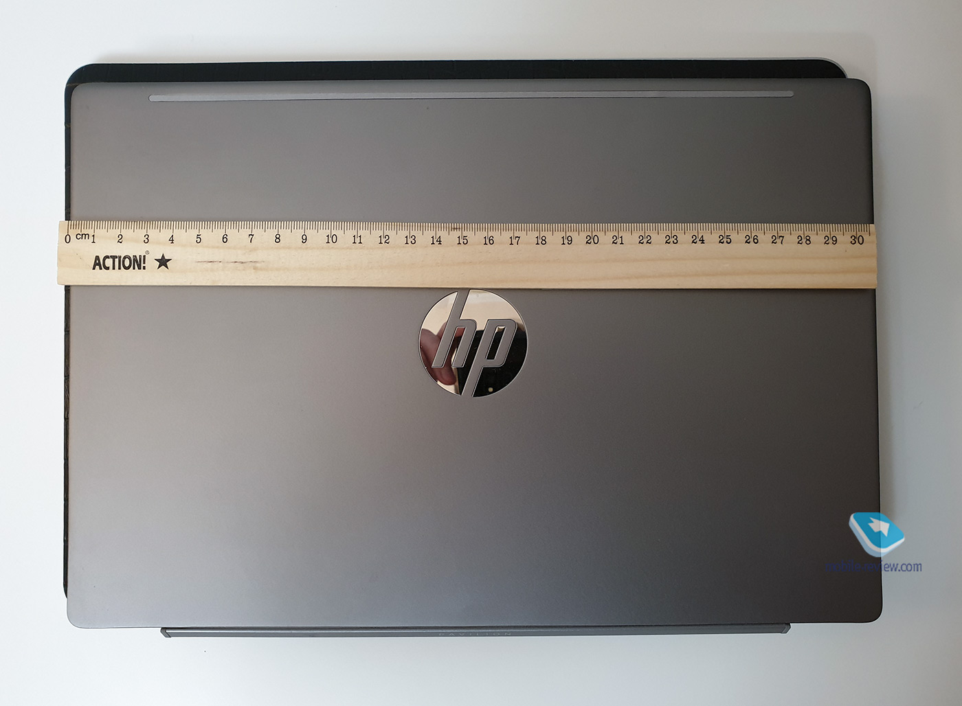  MacBook Air,   2  : HP Pavilion 13-an0035ur