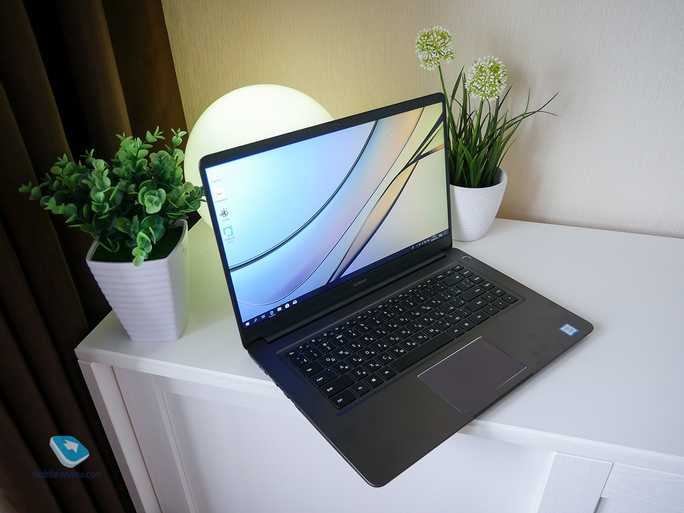   Huawei MateBook D:    !