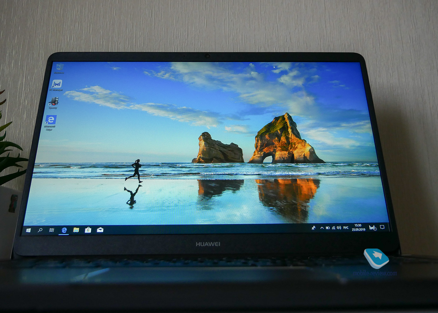    Huawei MateBook D (MRC-W10)