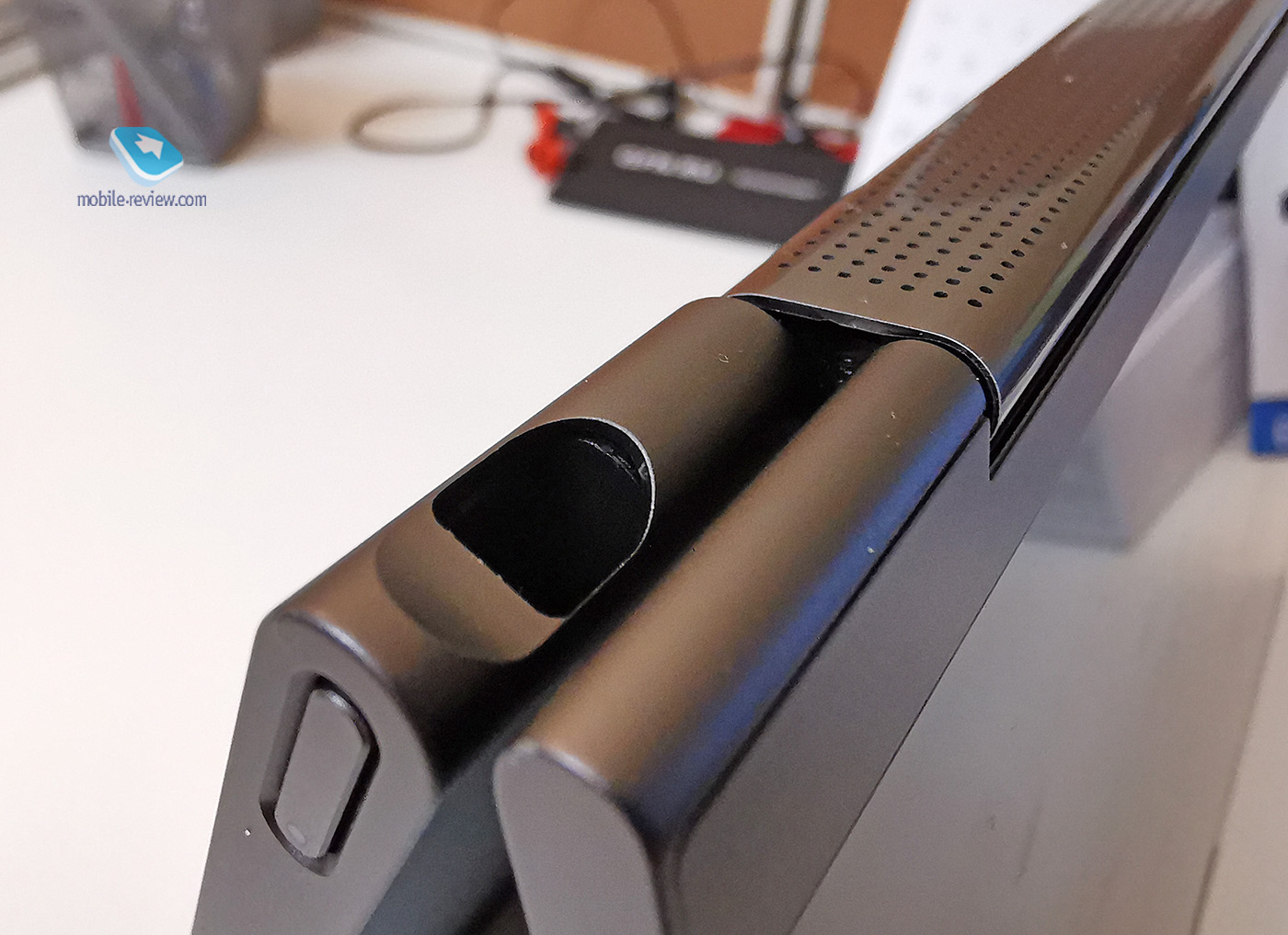 Lenovo Yoga C940:        10th Gen  Intel?