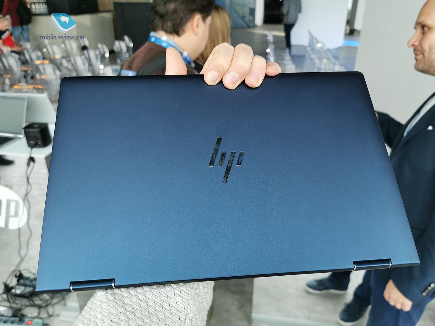 : HP Elite Dragonfly     HP