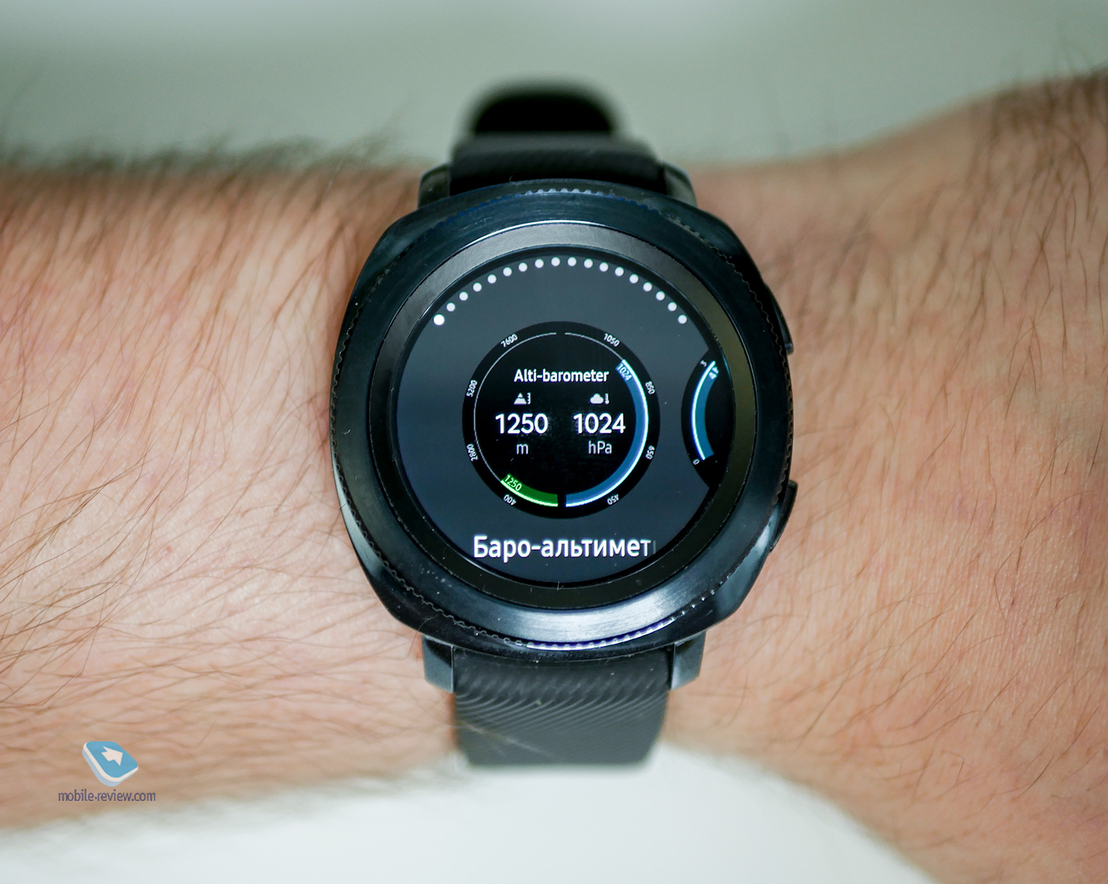 10   Samsung Galaxy Watch  Gear Sport