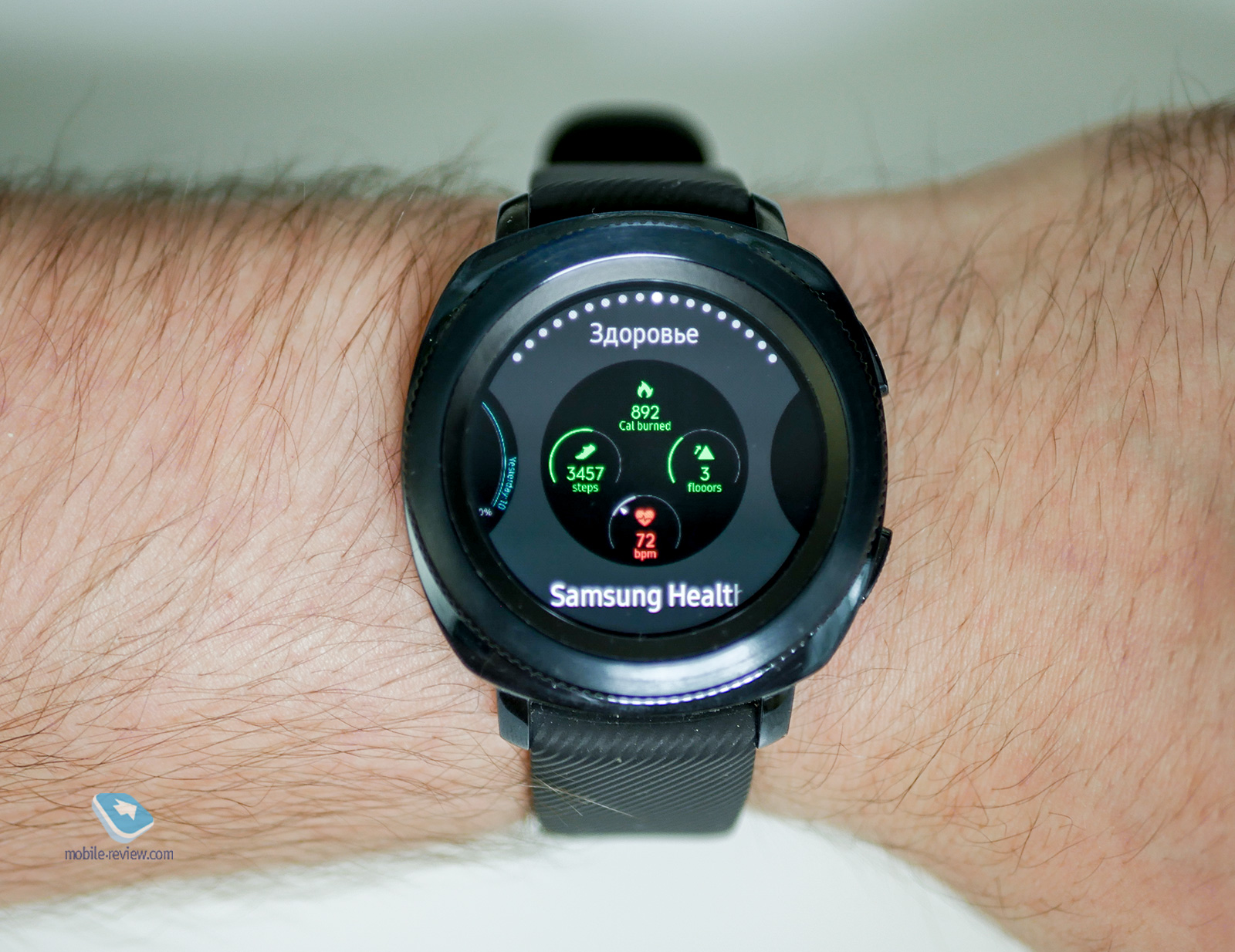 10   Samsung Galaxy Watch  Gear Sport