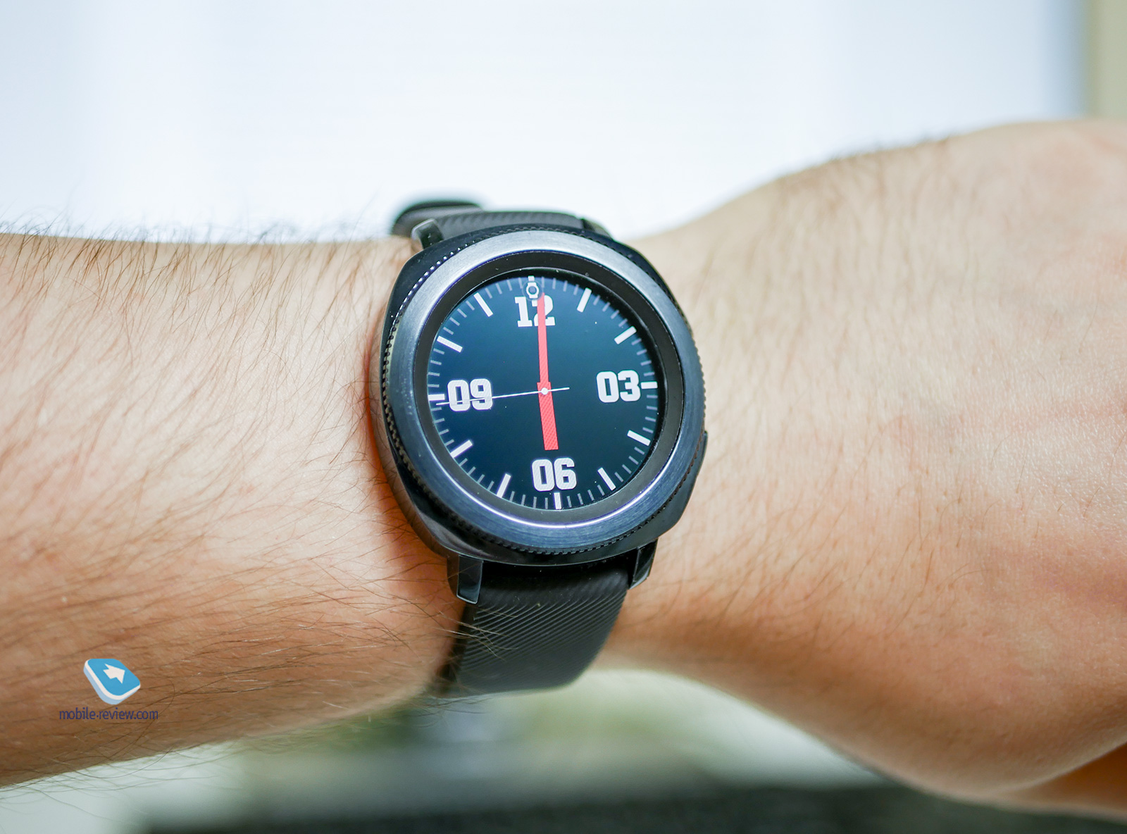 10   Samsung Galaxy Watch  Gear Sport