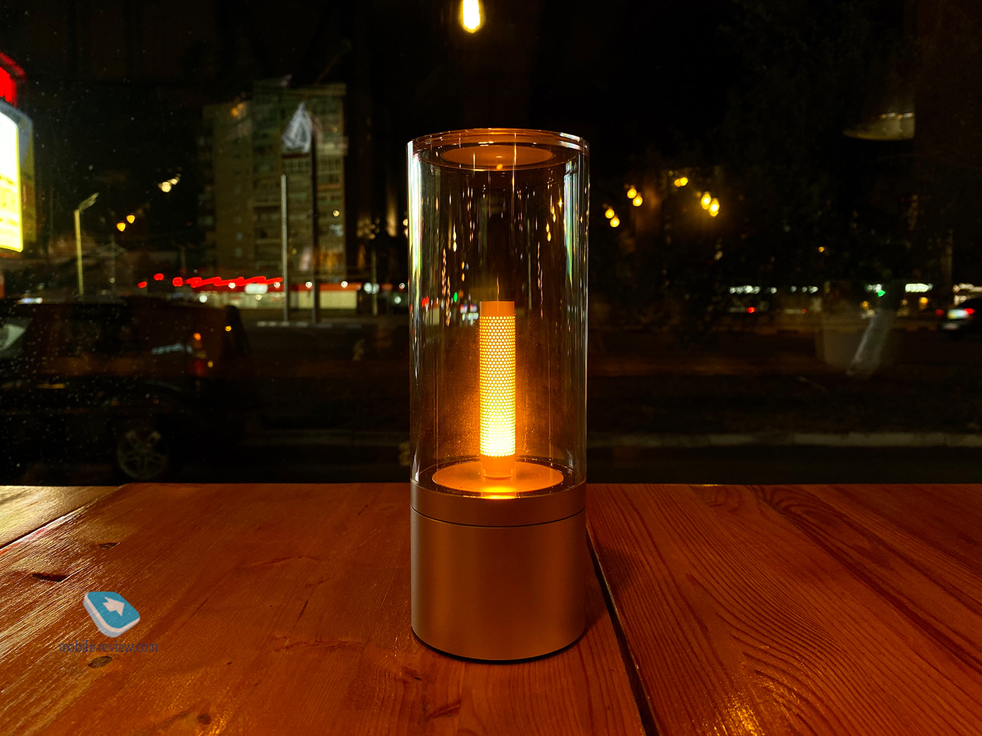  Xiaomi Yeelight Candela:    Bluetooth  