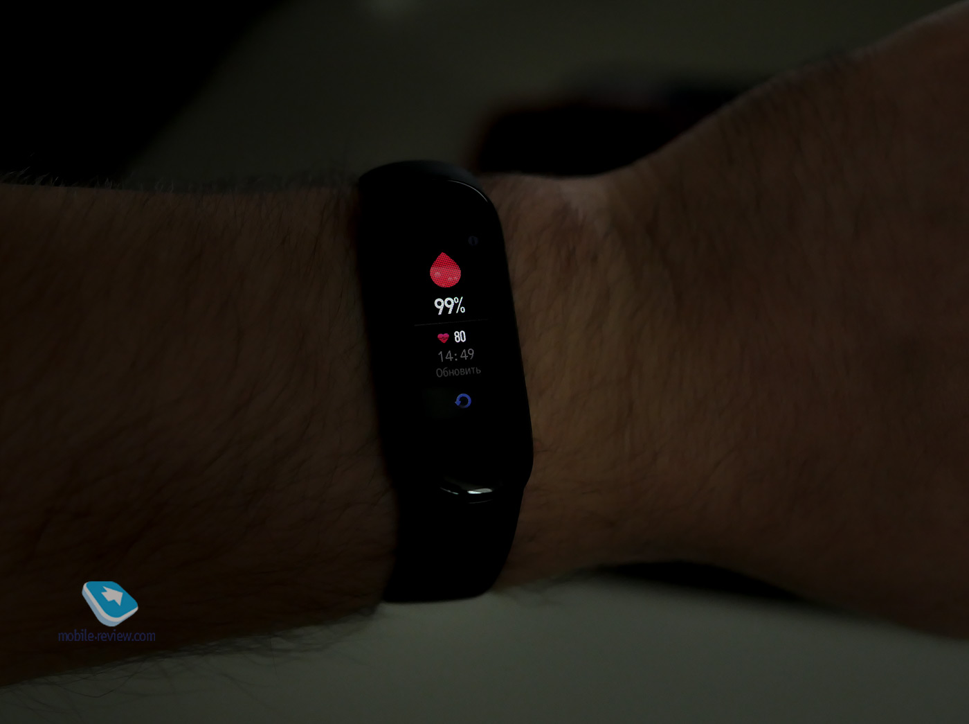 ����� ������-�������� Amazfit Band 5 � ���������, �� ����������!