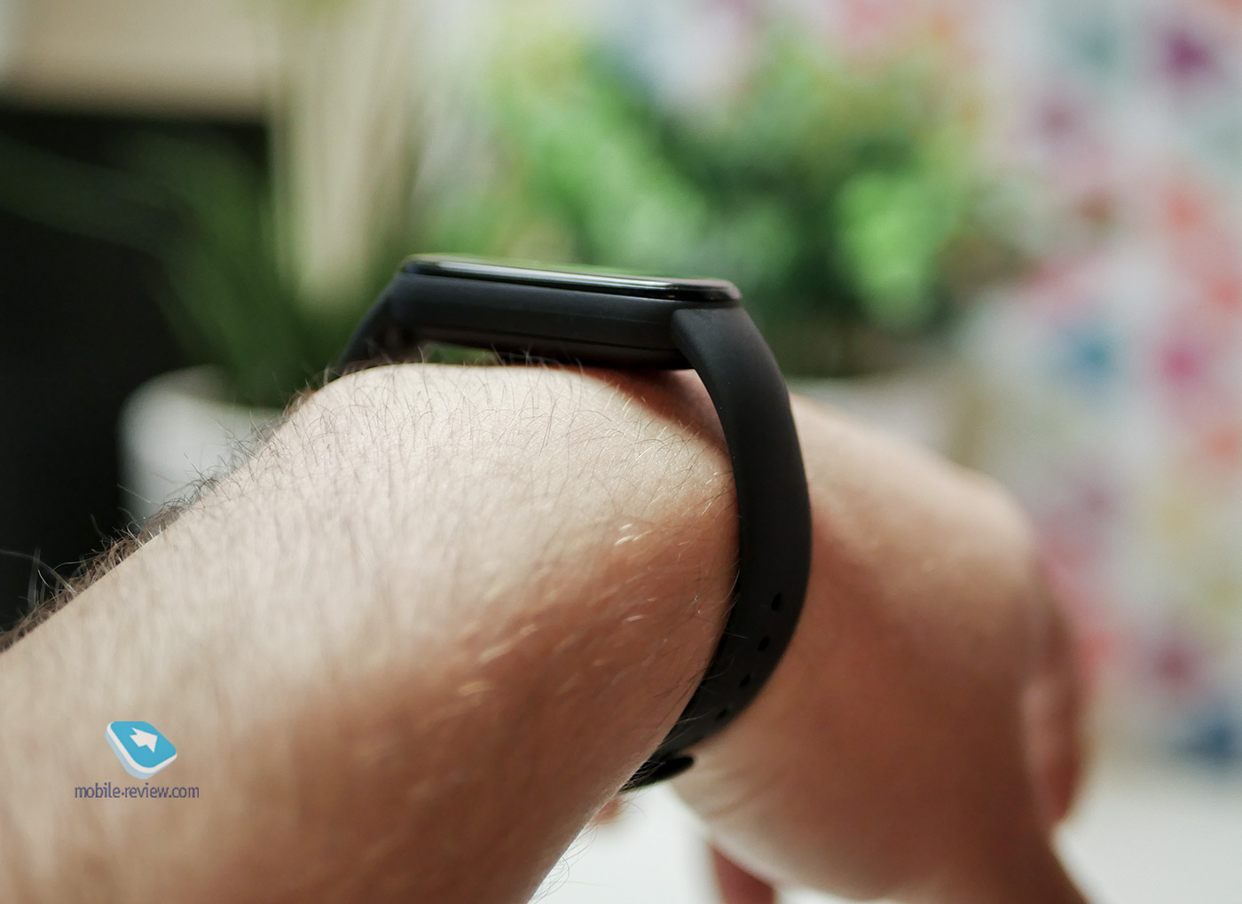 ����� ������-�������� Amazfit Band 5 � ���������, �� ����������!