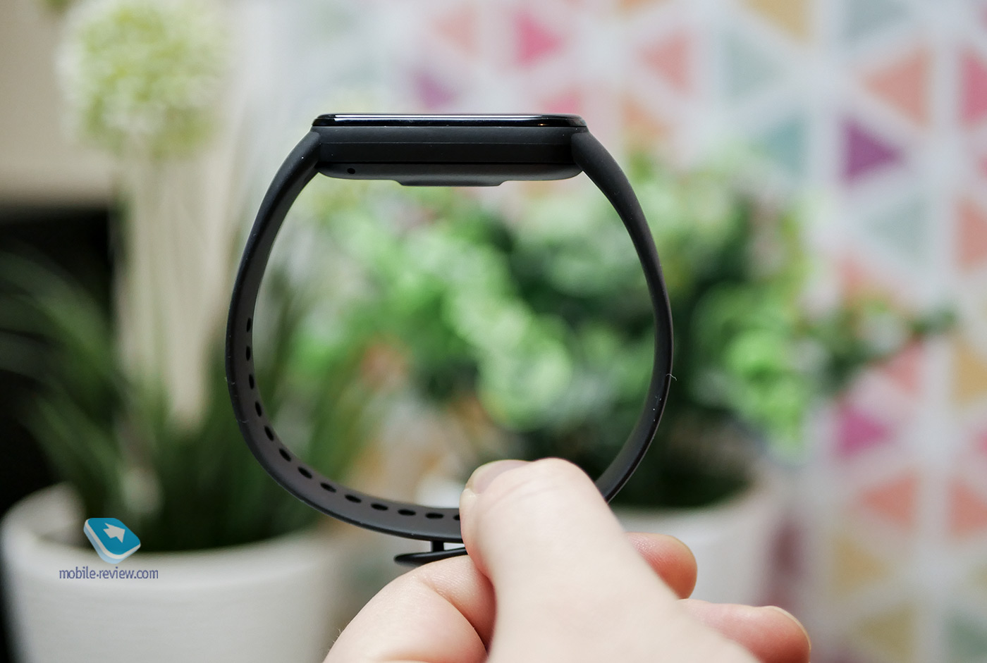 ����� ������-�������� Amazfit Band 5 � ���������, �� ����������!