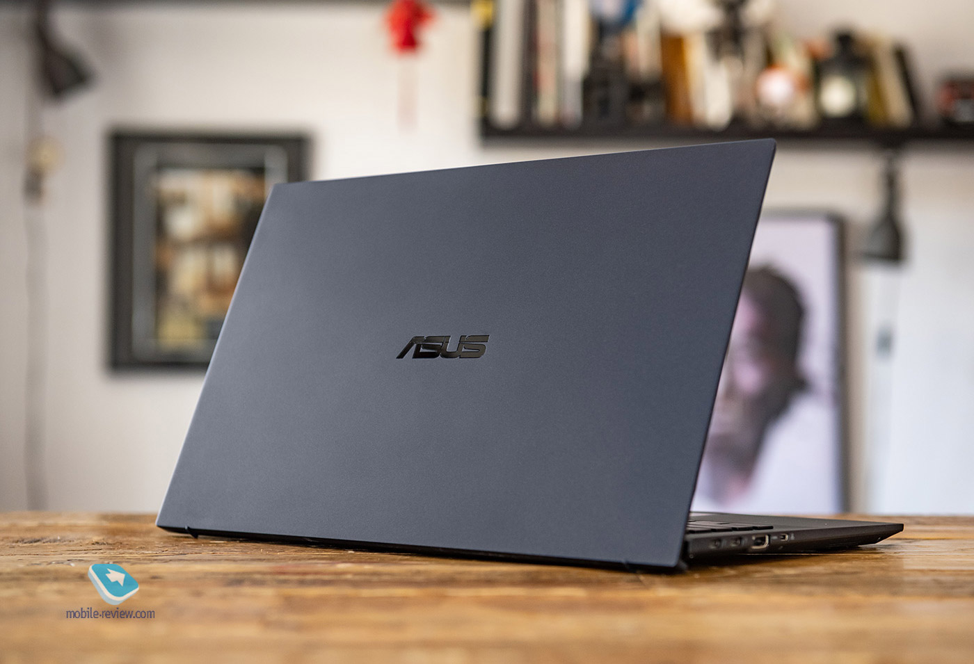  Asus ExpertBook (B9450FA)