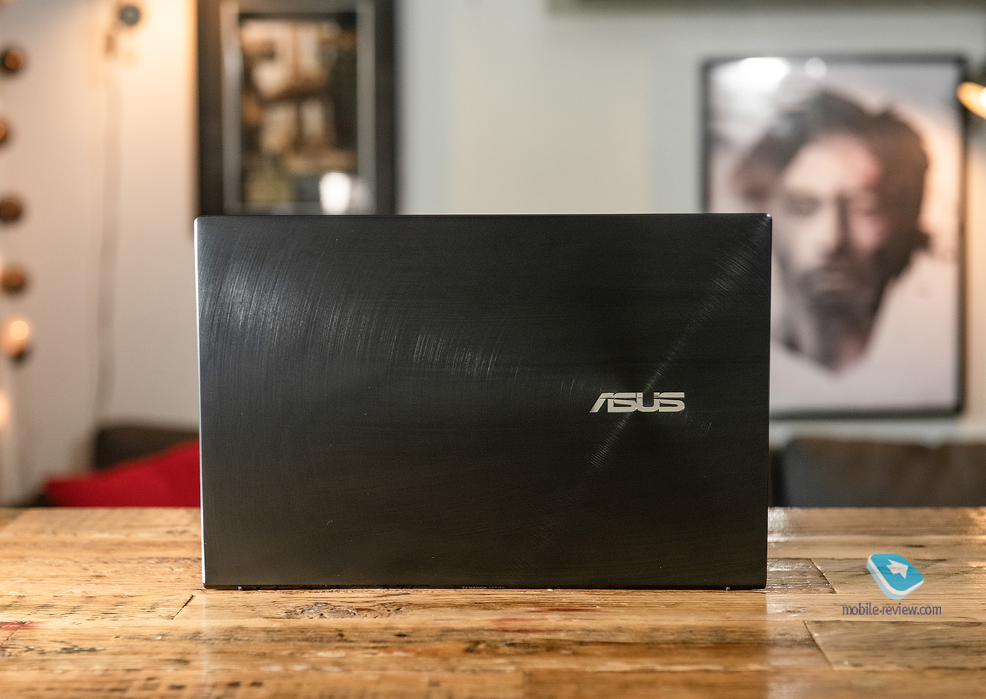  ASUS ZenBook 13 (UX325)