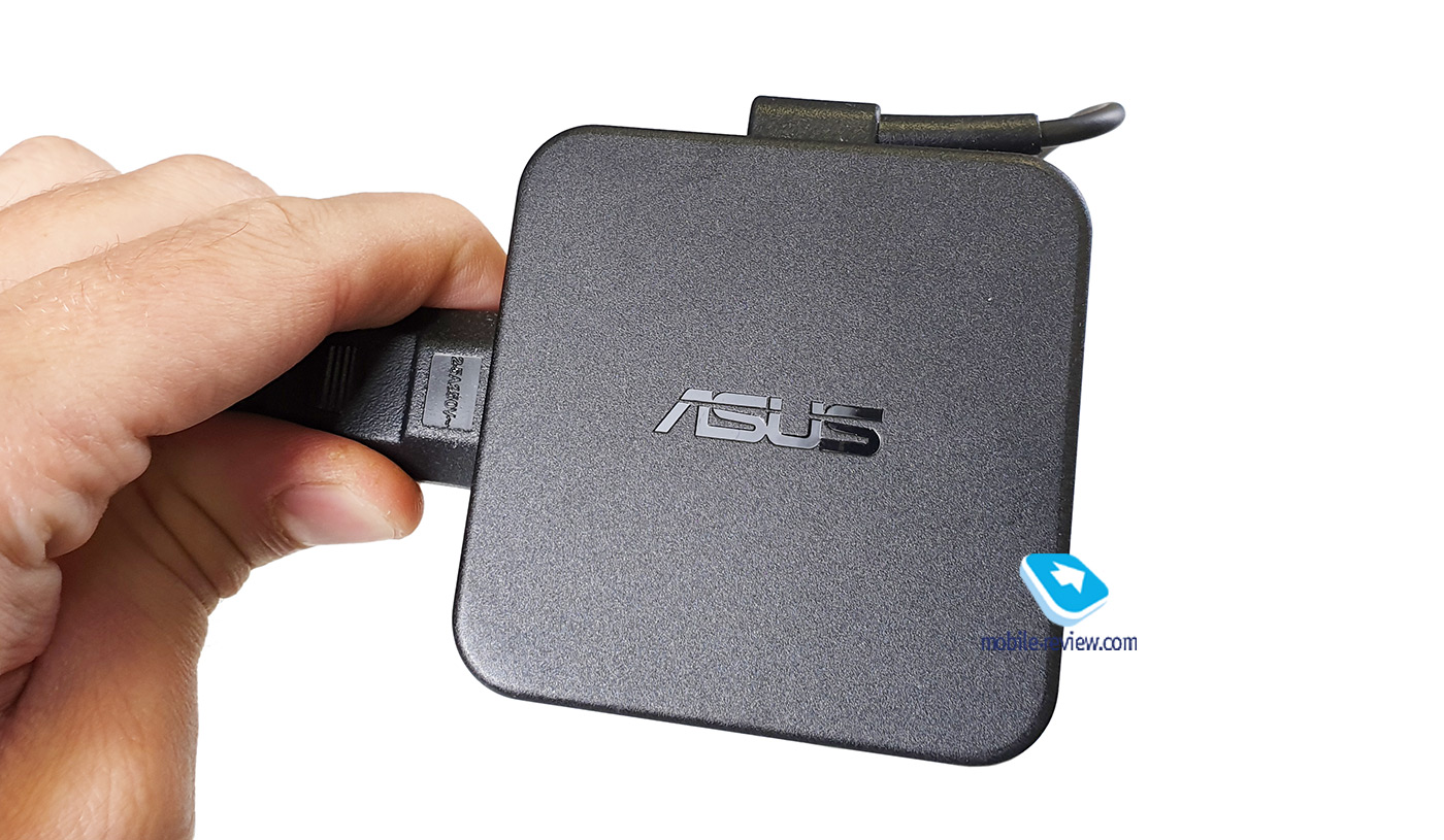 ASUS ZenBook Duo UX481:     