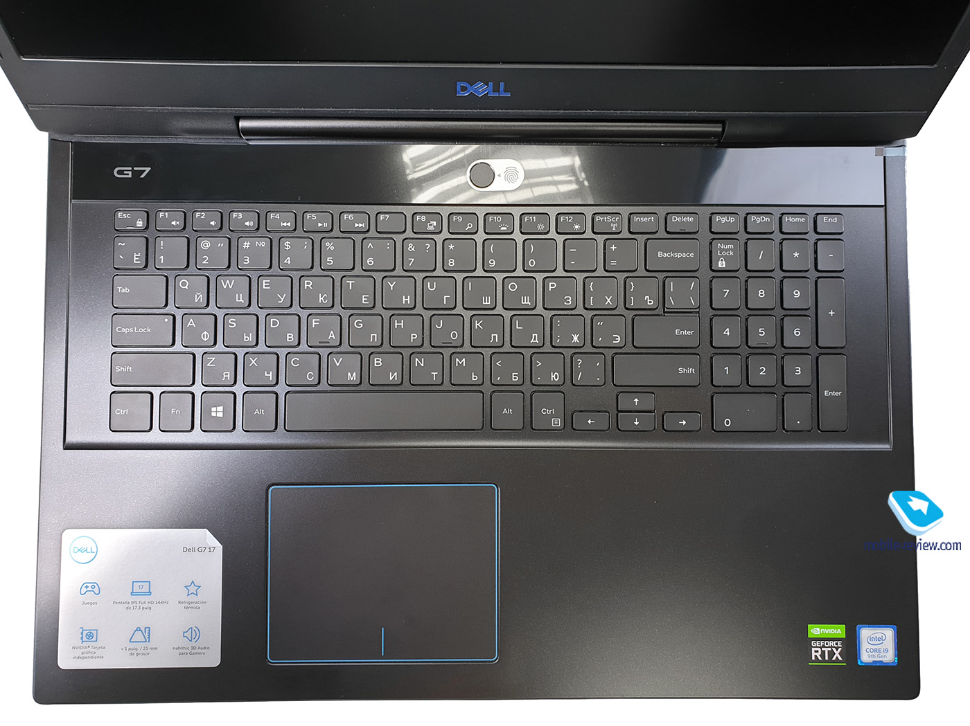 Dell G7 7790: Intel i9 + GeForce RTX 2080   