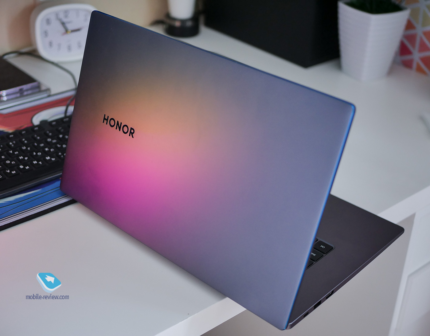   Honor MagicBook 15