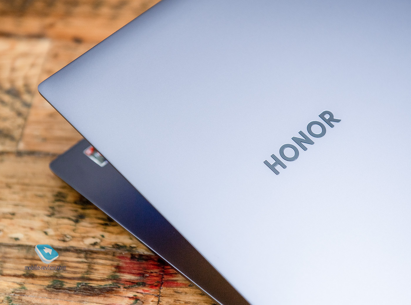  Honor MagicBook Pro (HLYL-WFQ9)