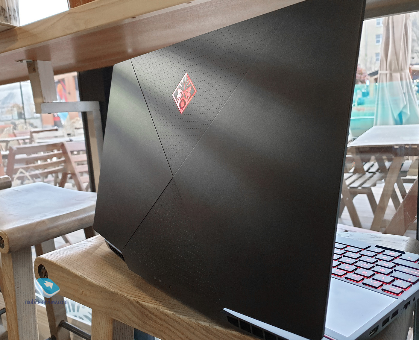 HP OMEN X 2S:    