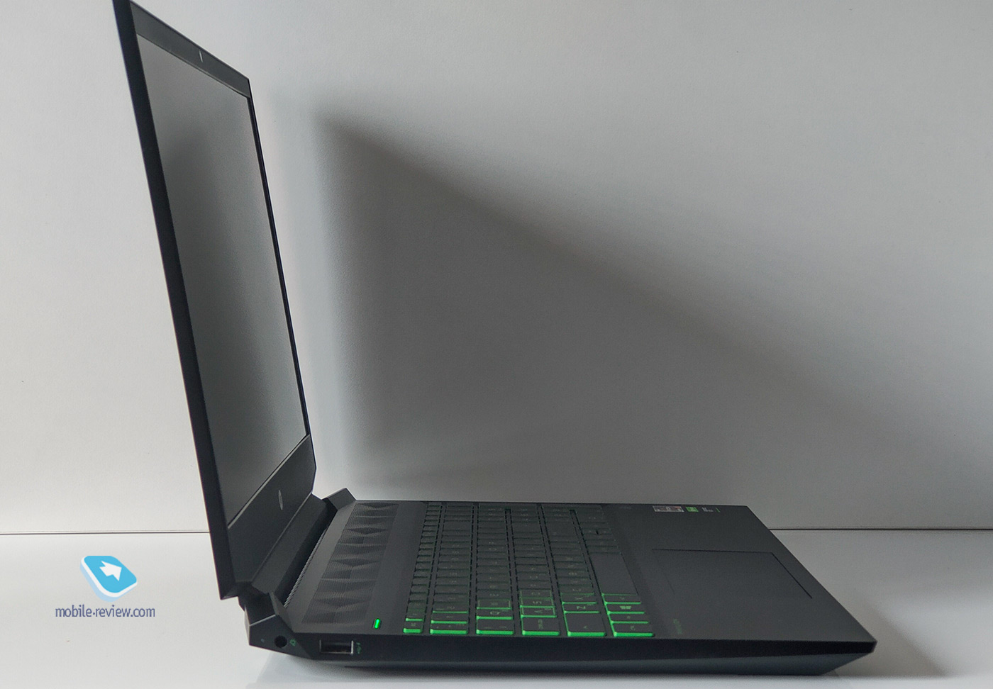   HP Pavilion Gaming 15 (15-ec1019ur)