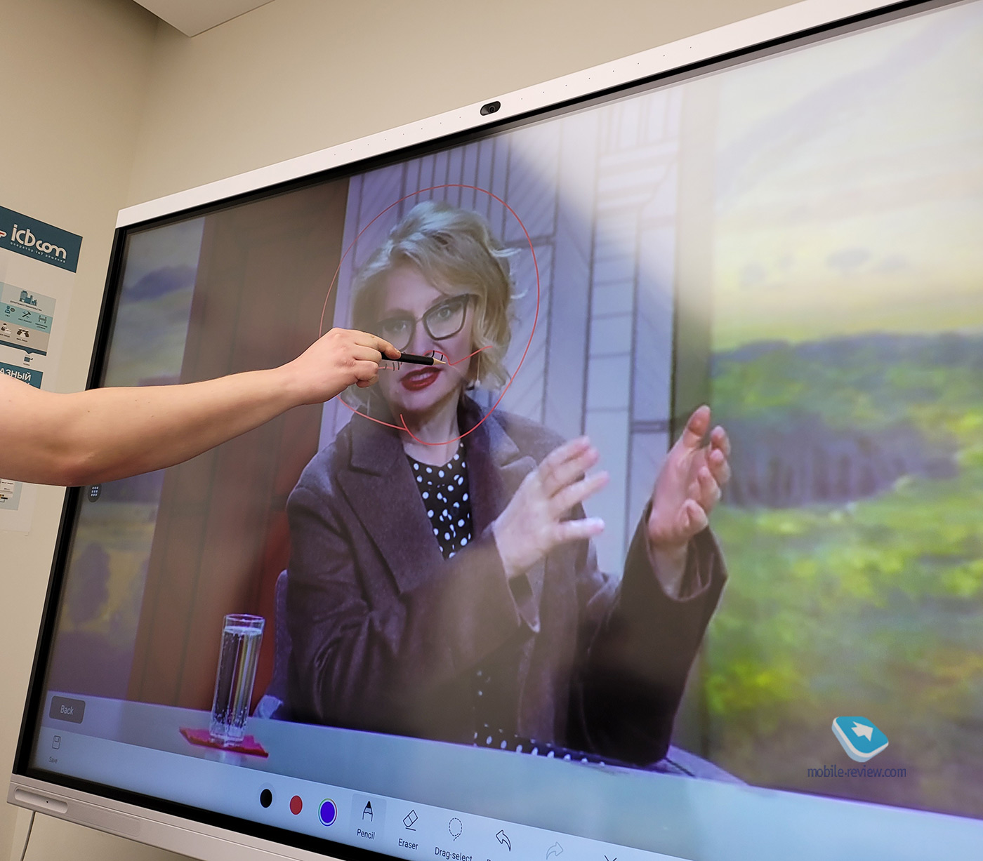 Huawei IdeaHub – умная видеосвязь, интерактивная панель для офисов