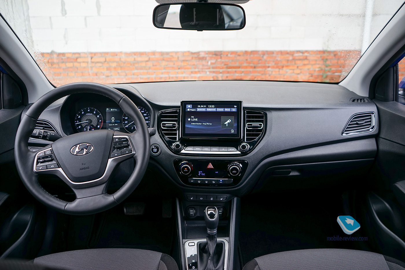  Hyundai Solaris.    
