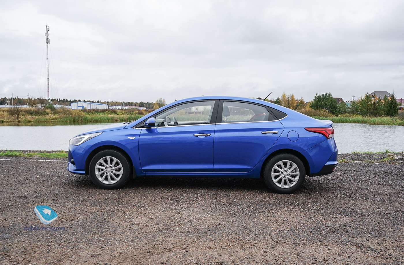  Hyundai Solaris.    
