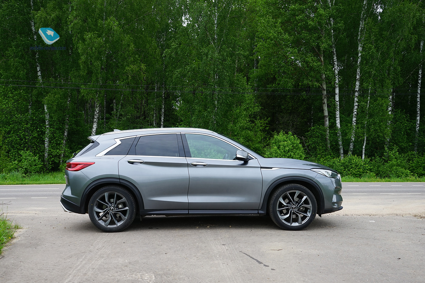  Infiniti QX50.   Infiniti