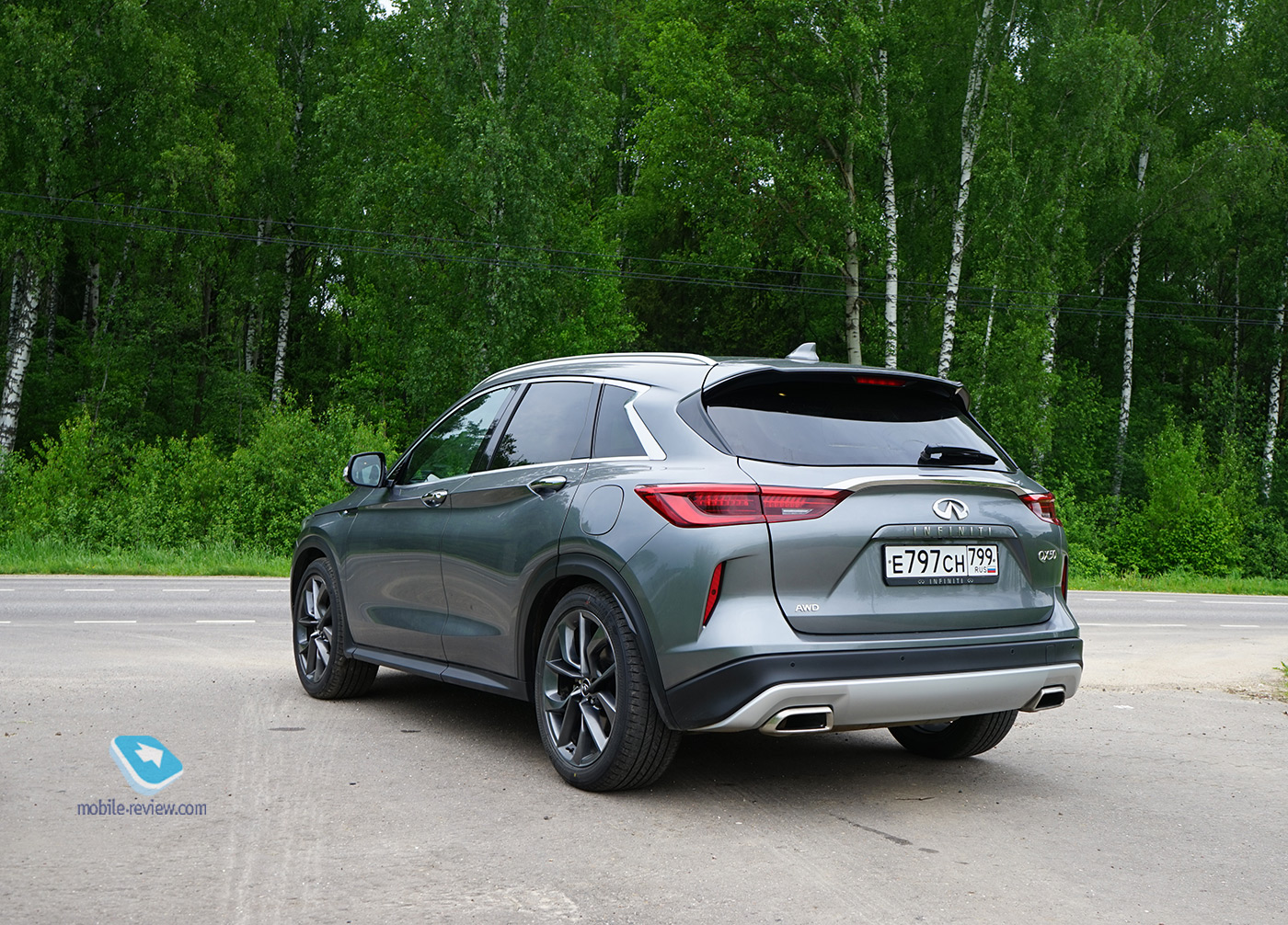  Infiniti QX50.   Infiniti