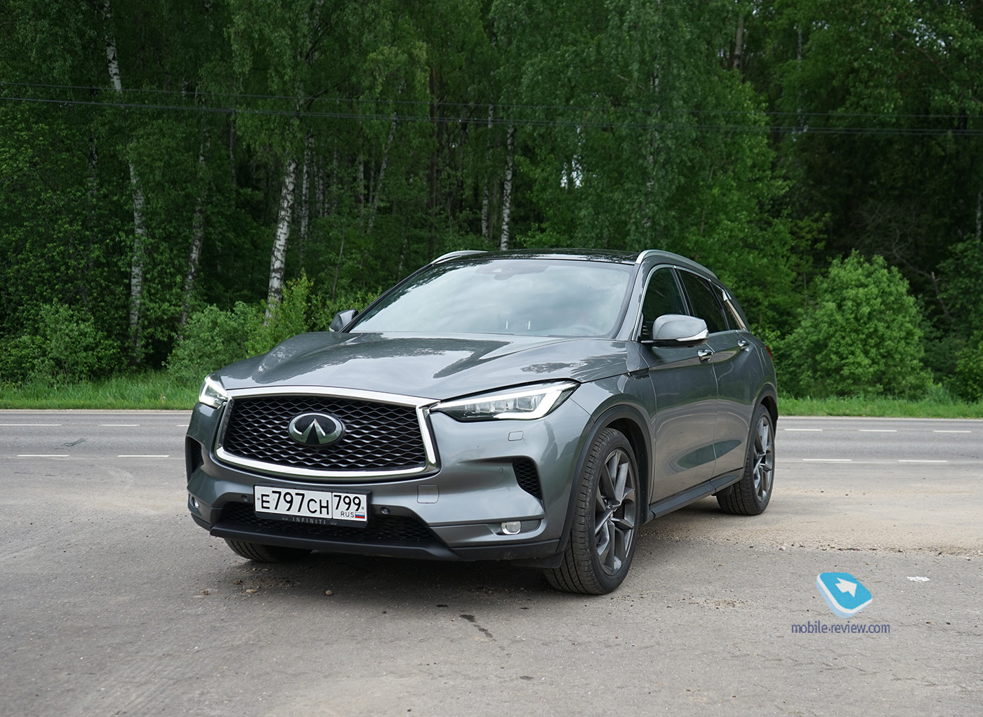  Infiniti QX50.   Infiniti