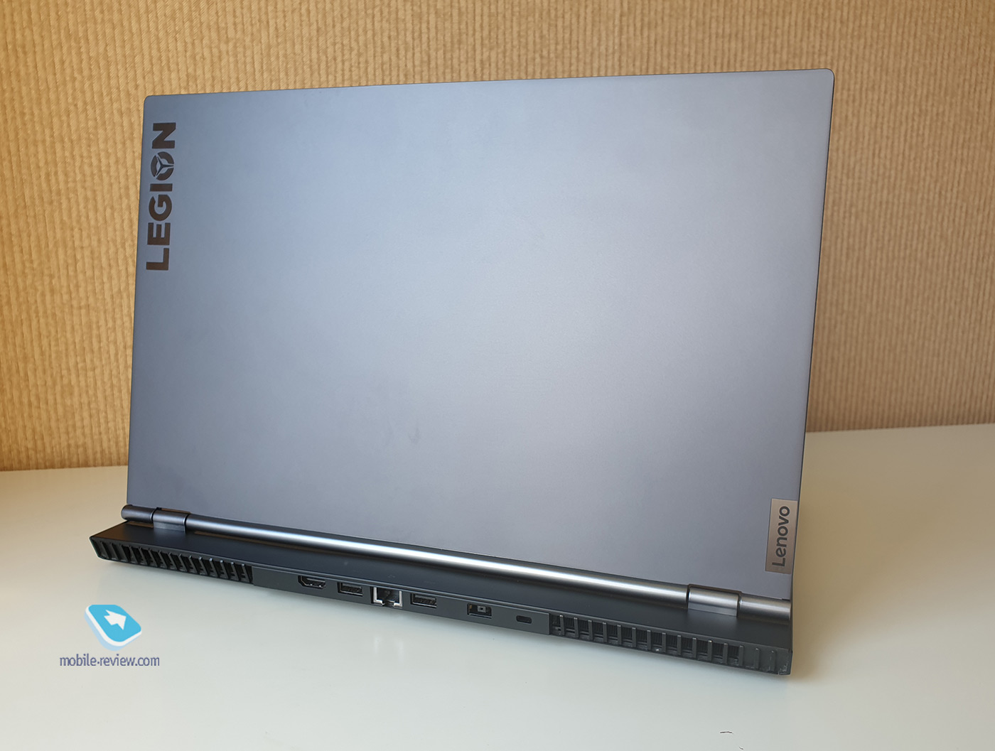  Lenovo Legion 7i:     