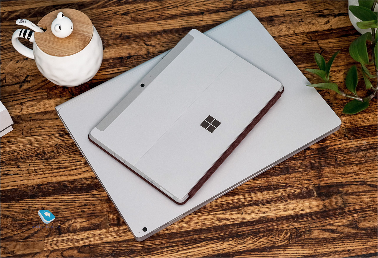  Microsoft Surface Go 2 -     iPad